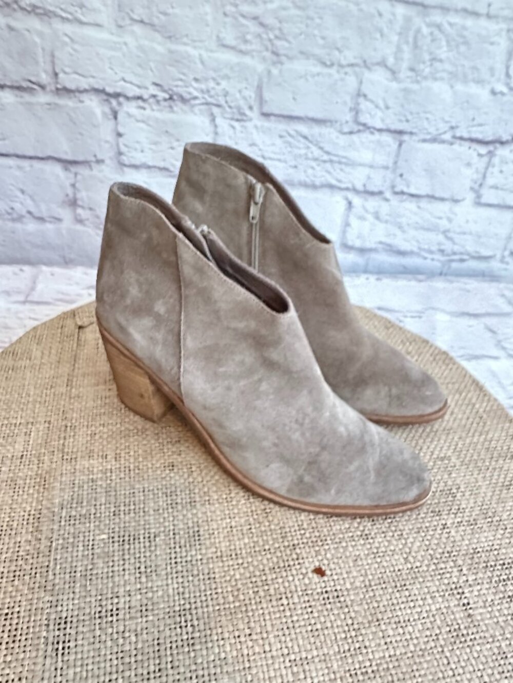 Jeffrey Campbell Women's Laszlo Suede Ankle Boot Booties Tan Block Heel Sz 10
